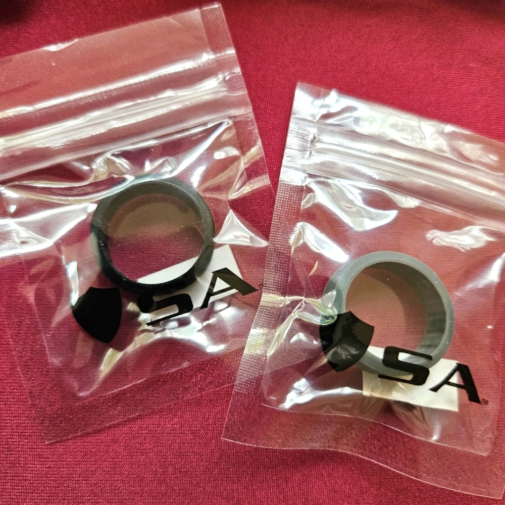 Black And Grey Silicone Rings